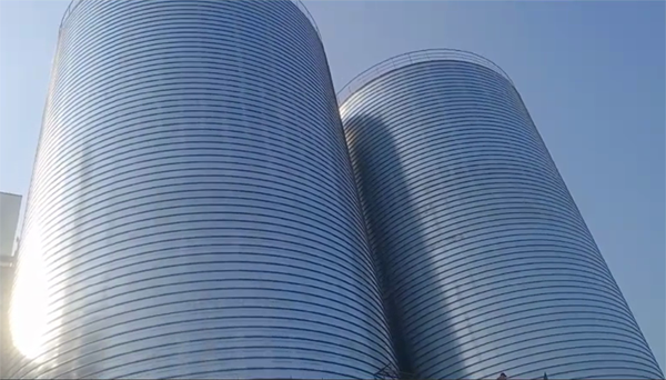 铁西2座混凝土高架卷板仓